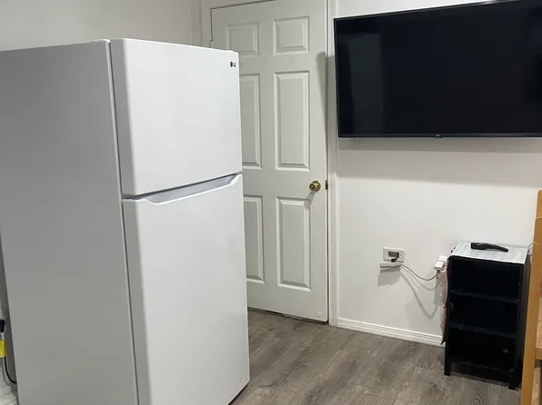 (undisclosed Address), Huntington Beach, CA 92646