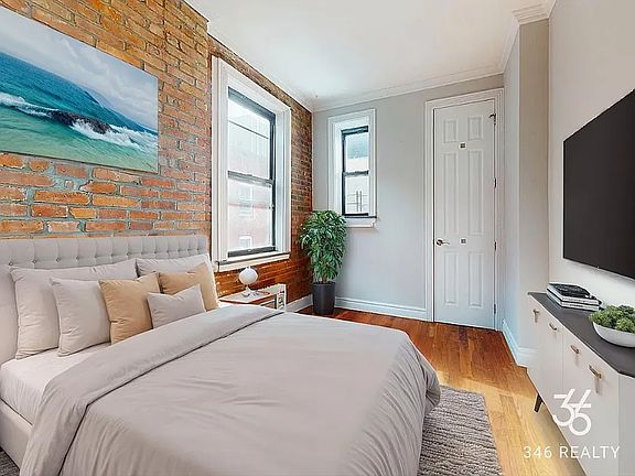 3rd image of 212 E 25th St APT 6