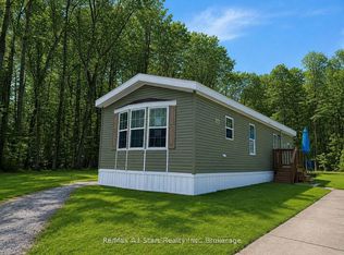 2406 S Portage Rd, Lake Of Bays, ON P1H2J6