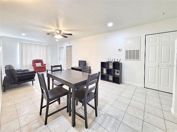 5th image of 3800 SW 20th Ave APT 101