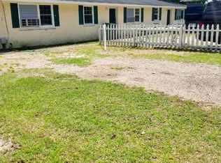 1217 Pineview St APT 2, Fayetteville, NC 28311