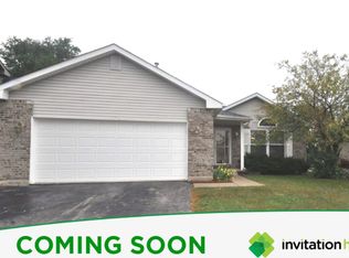 9312 Hawthorne Ln, Orland Hills, IL 60487
