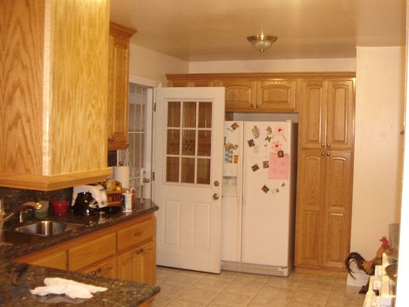 3rd image of 12224 Loma Dr