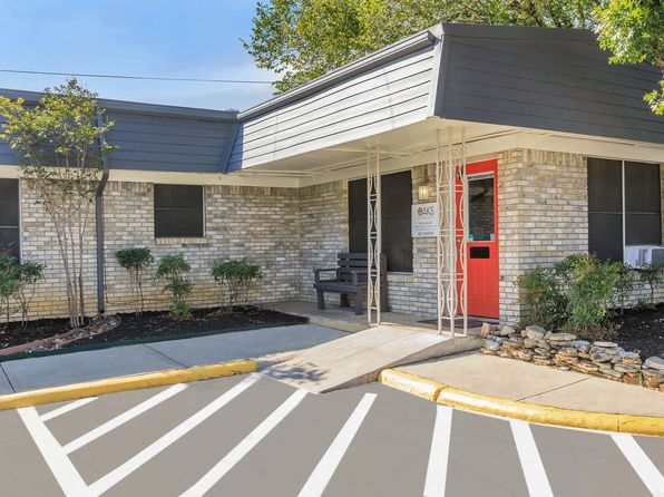 3001 Jane Ln #807