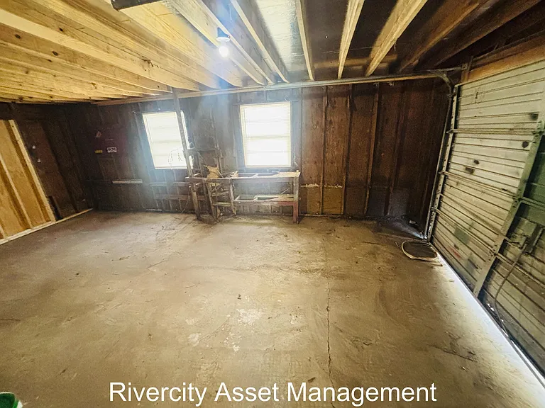 3603 Sunrise St — Photo 2