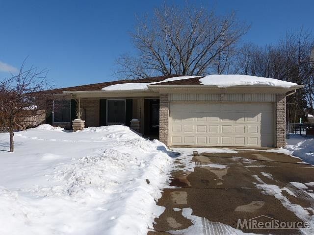 1st image of 43020 Heron Ct