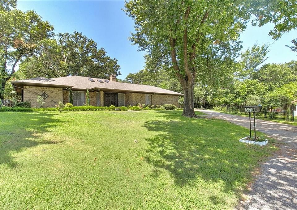 1st image of 3708 Beachview Dr