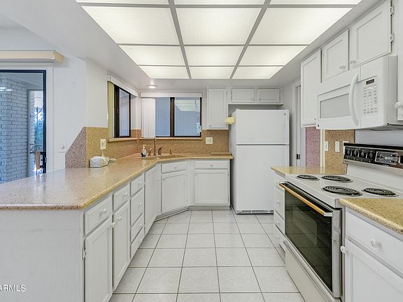 5th image of 21651 N 124TH Way