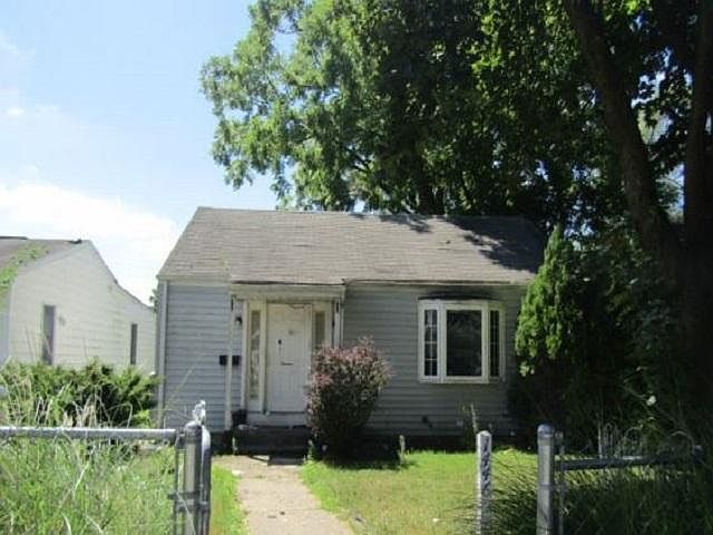 1st image of 1446 Sorin St