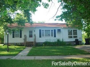 618 W 3rd St, Lamoni, IA 50140