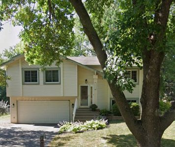 (Undisclosed Address), Maple Grove, MN, 55369