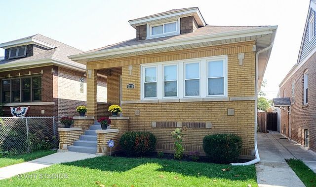 1st image of 2725 N Mont Clare Ave