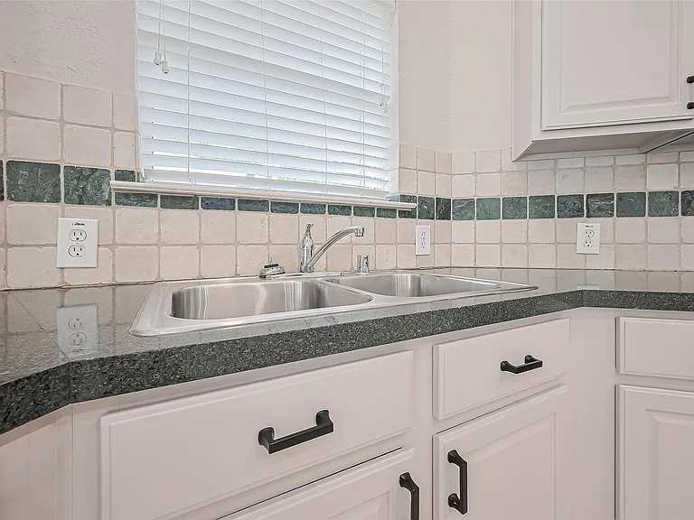 134 E Foxbriar Forest Cir — Photo 43