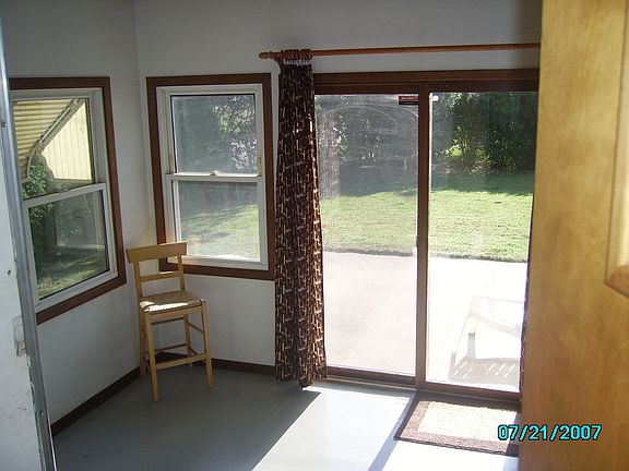 4th image of 1445 McAfee St