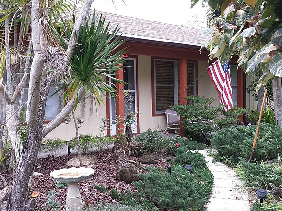 2nd image of 11921 N 41st Court N