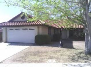 536 Rainbow Ter, Palmdale, CA 93551