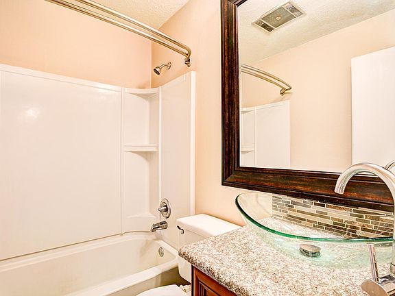 2nd image of 4201 Belvedere St APT 210