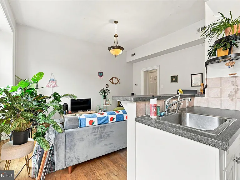 2218 Delancey Pl #3F — Photo 10