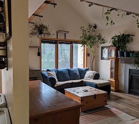 2nd image of 4555 Wellington Rd