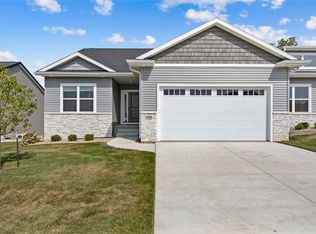 1509 3rd St SW, Mount Vernon, IA 52314