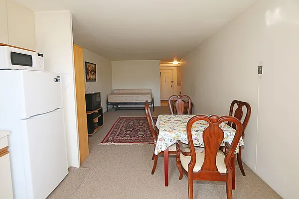 Sold by Keller Williams Realty of Greater Nassau | media 6