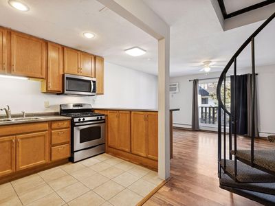 7236 72nd Ln N APT 204, Brooklyn Park, MN, 55428