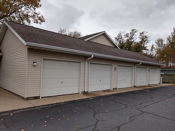 2nd image of 5518 Ivy Dr