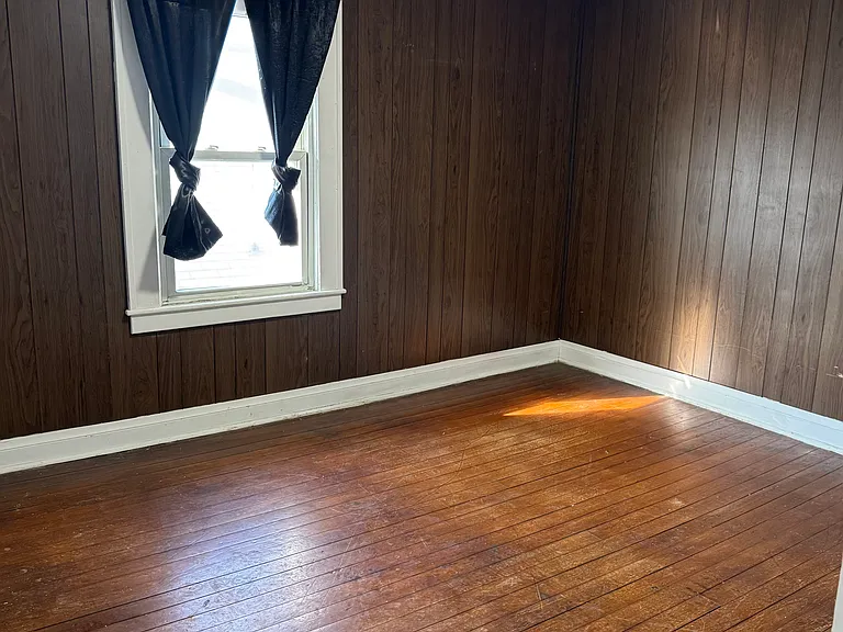 2774 Elmwood Ave — Photo 6