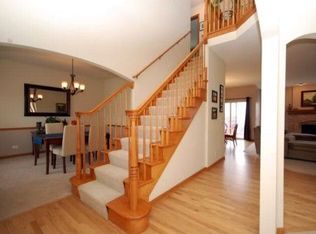 2570 Shetland Ln, Aurora, IL 60502