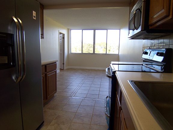 4th image of 4915 Bay St NE APT 332