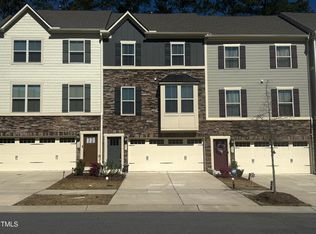 946 Channing Park Cir, Cary, NC 27519