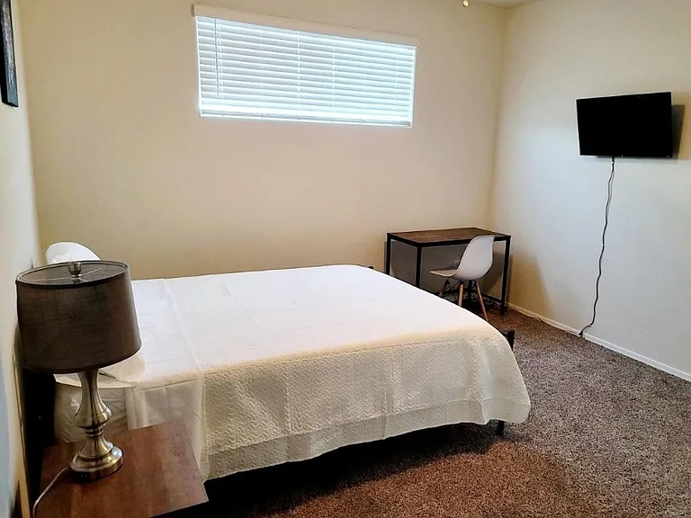 7840 W Riverside Ave — Photo 9