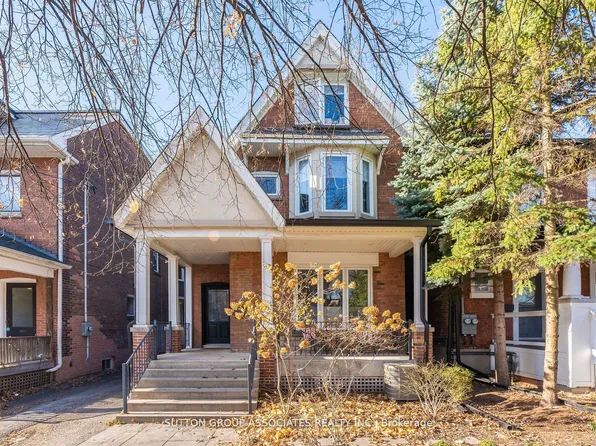 672 Huron St Unit B, Toronto, ON M5R 2R9