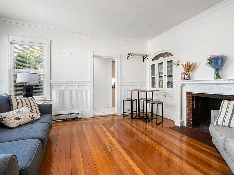 701 Cambridge St #A — Photo 4