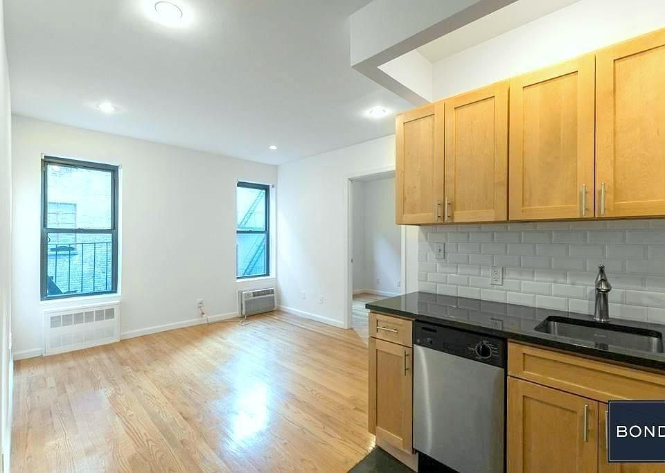 1st image of 150 E 91st St APT 3