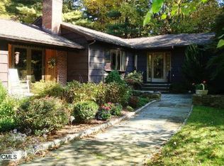 155 Plumtrees Rd, Bethel, CT 06801