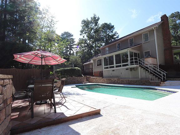 3rd image of 306 Timberhill Ct
