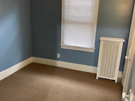 5th image of 2639 Holmes St #2