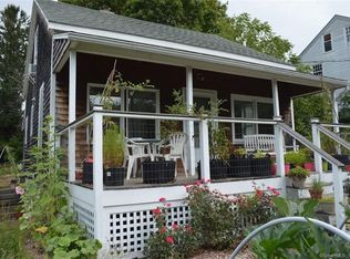 2 Burgeville Ct, Groton, CT 06340