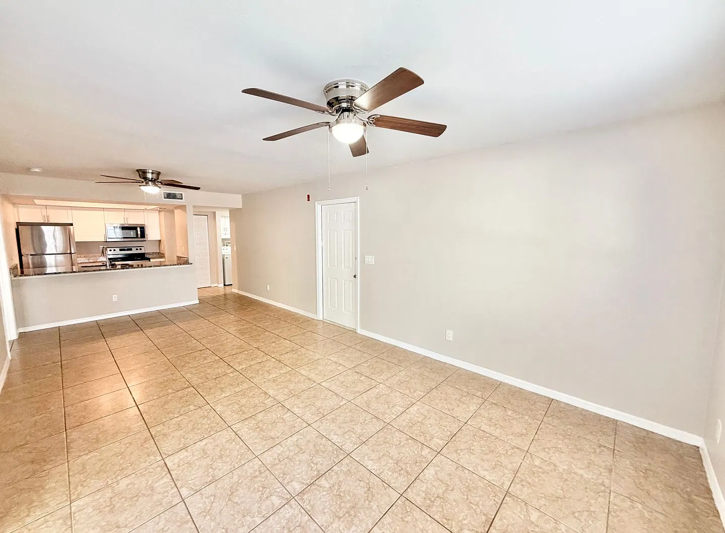P (Lake Pointe Condo Rentals) — Photo 4