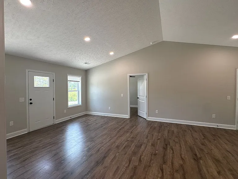 111 W End Ave — Photo 5