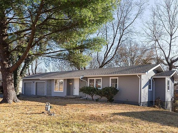 2nd image of 8129 Waverly Ave