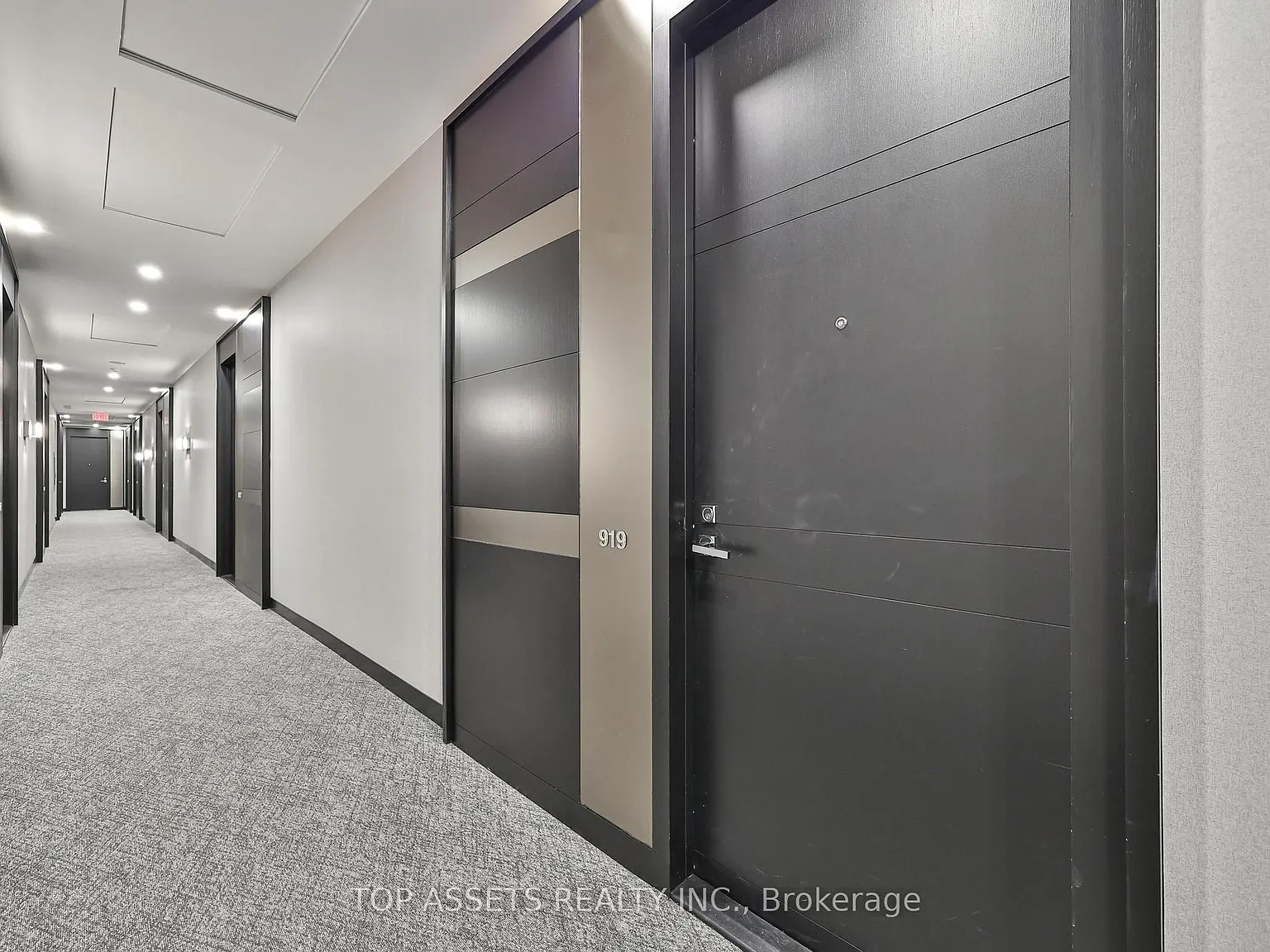 3 bed, $4,200 — Photo 2
