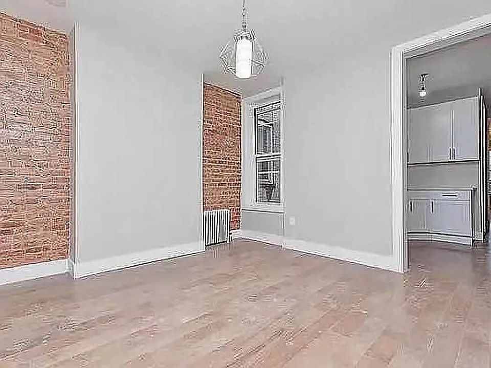 1st image of 206 Sumpter St #3L