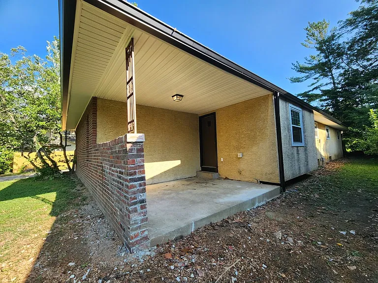 2724 Blendon Woods Blvd — Photo 25