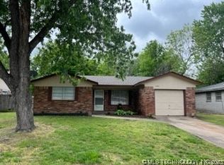 10878 E 33rd Pl, Tulsa, OK 74146