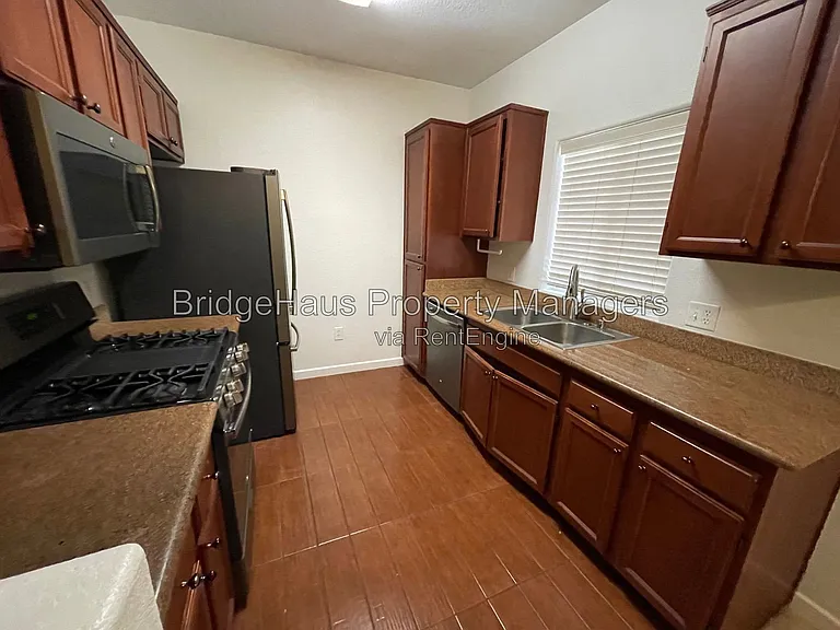 7671 Mission Gorge Rd #95 — Photo 8