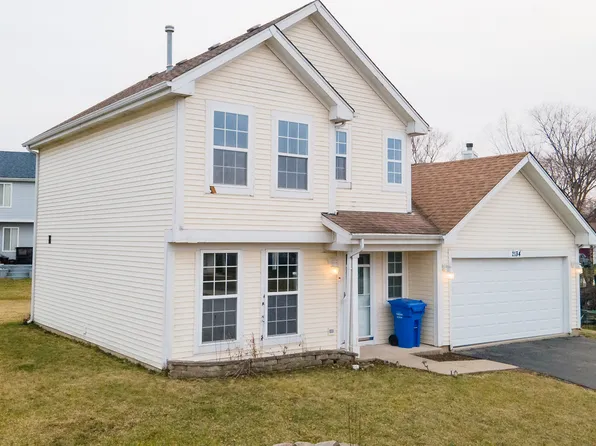 2134 Aberdeen Dr, Carpentersville, IL 60110