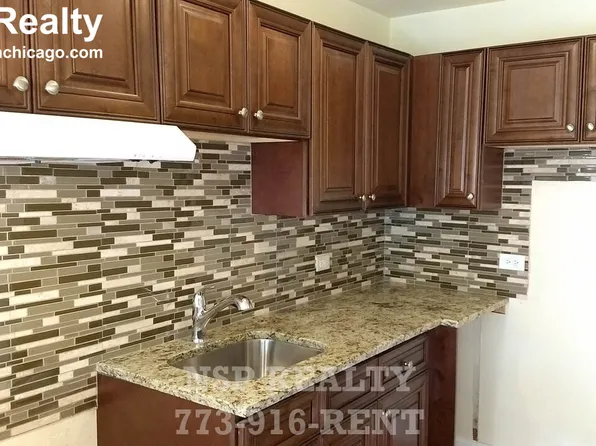 8506 Waukegan Rd, Morton Grove, IL