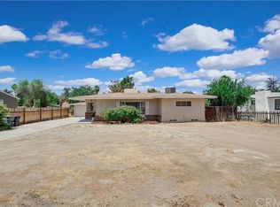 535 N Yale St, Hemet, CA 92544